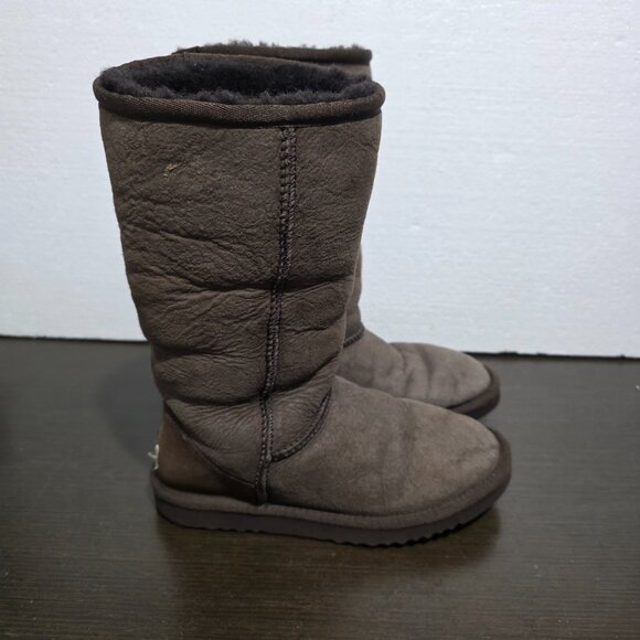 UGG Brown Genuine Leather Boot Genuine Sheepskin Lining Classic Tall 5815 Sz W5 - Picture 4 of 11